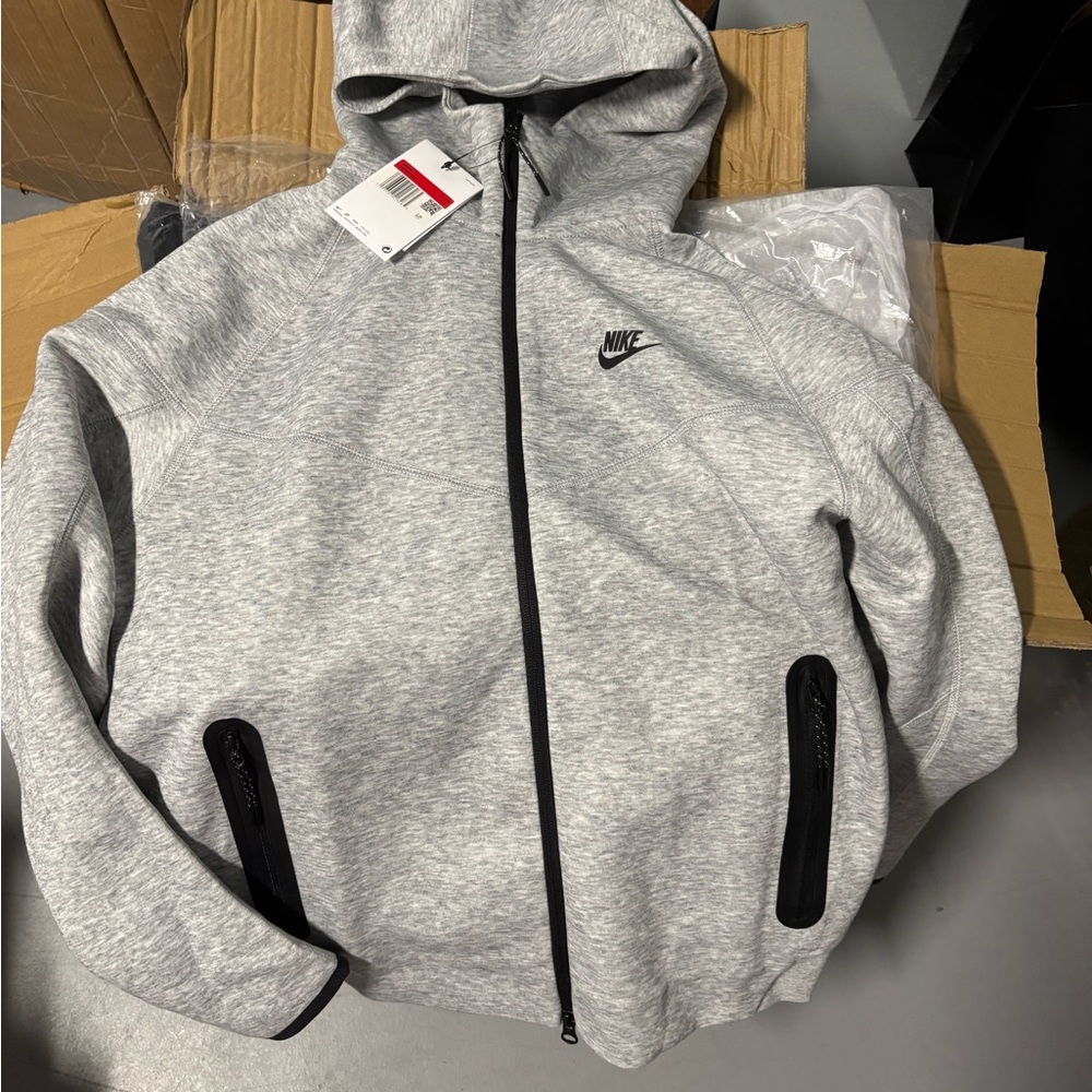 Nike Light Gray Hooded Full-Zip Jacket with Black Trim